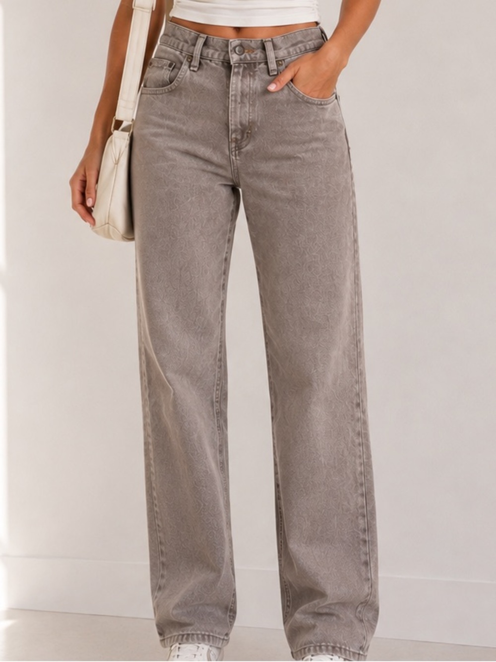 B54 Animal Spirit Grey Blue Purple High Waisted Denim Vibtage wait 14”. US26